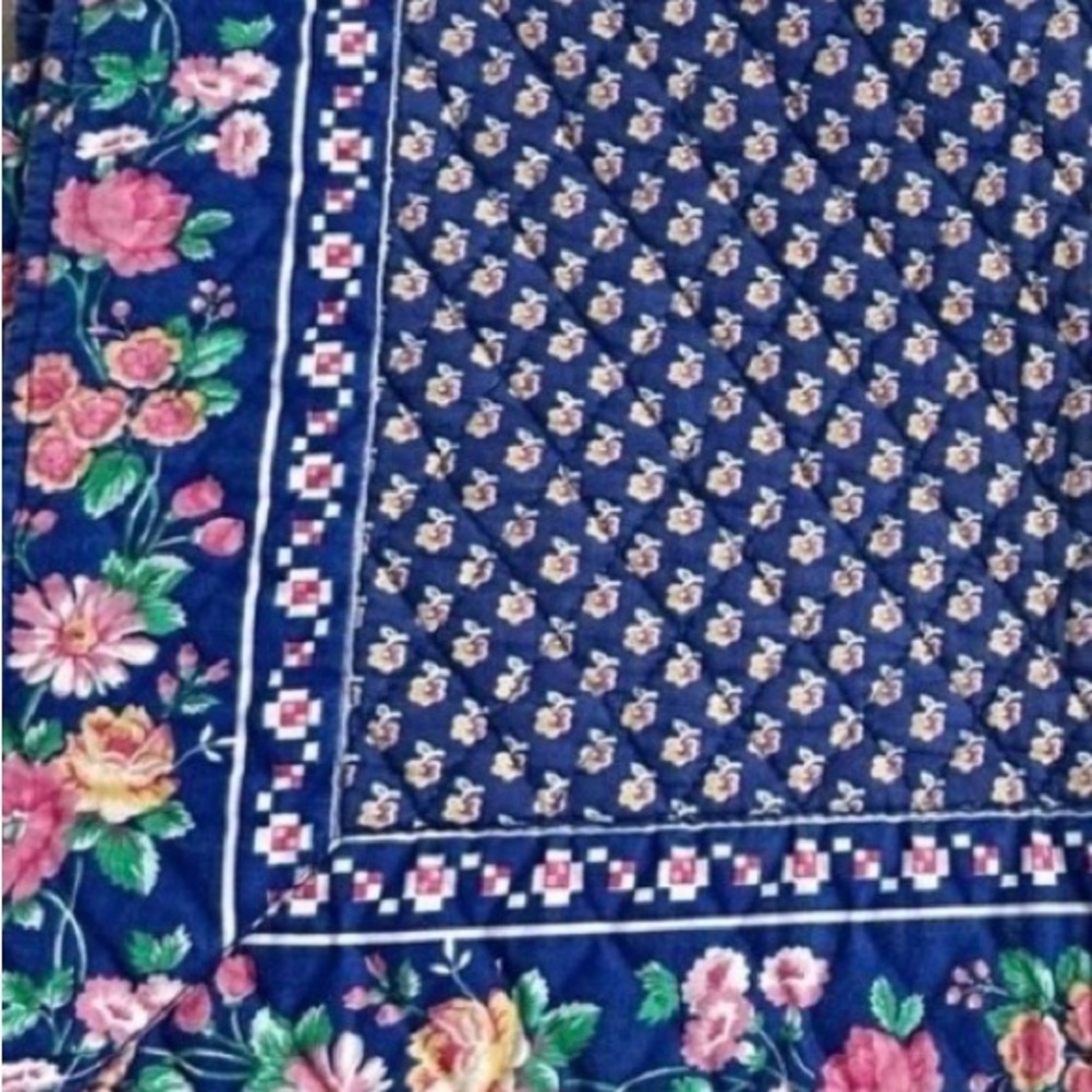 Vintage Vera Bradley 4 Placemats in ROYAL BLUE in New condition- no monogram